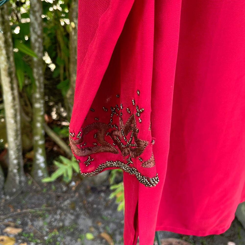 Perfect for Virgin's SCARLET NIGHT– Red Tunic*(M) w/Travel Pouch (NWOT) - Picture 3 of 12